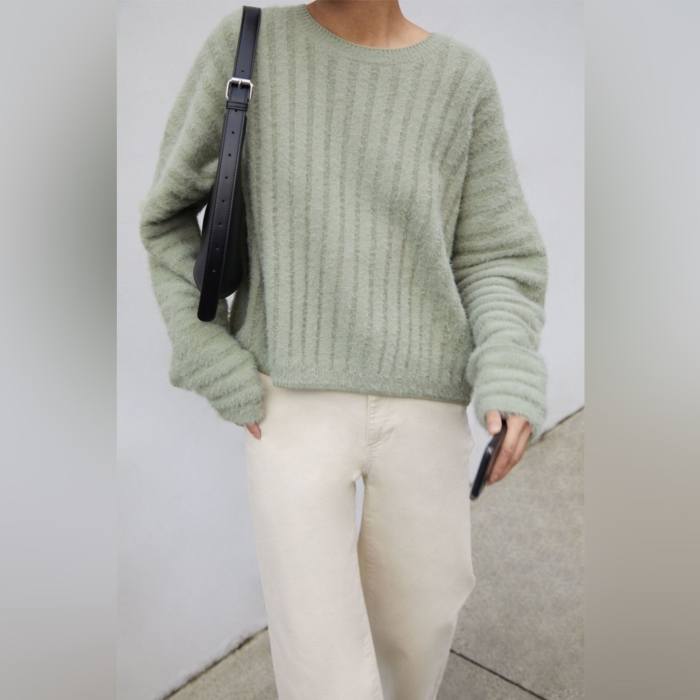 OAK + FORT Fuzzy Ribbed Sweater